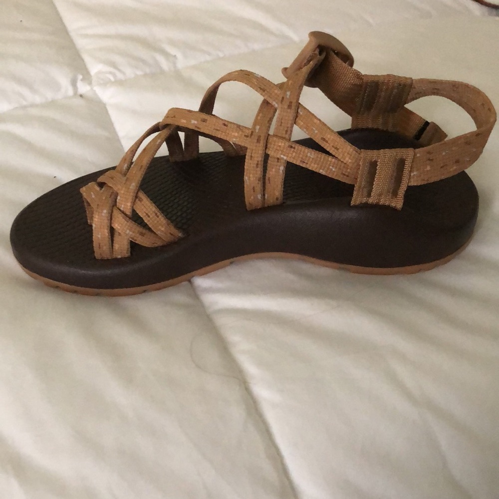 Chaco ZX2 brown worn once size 6